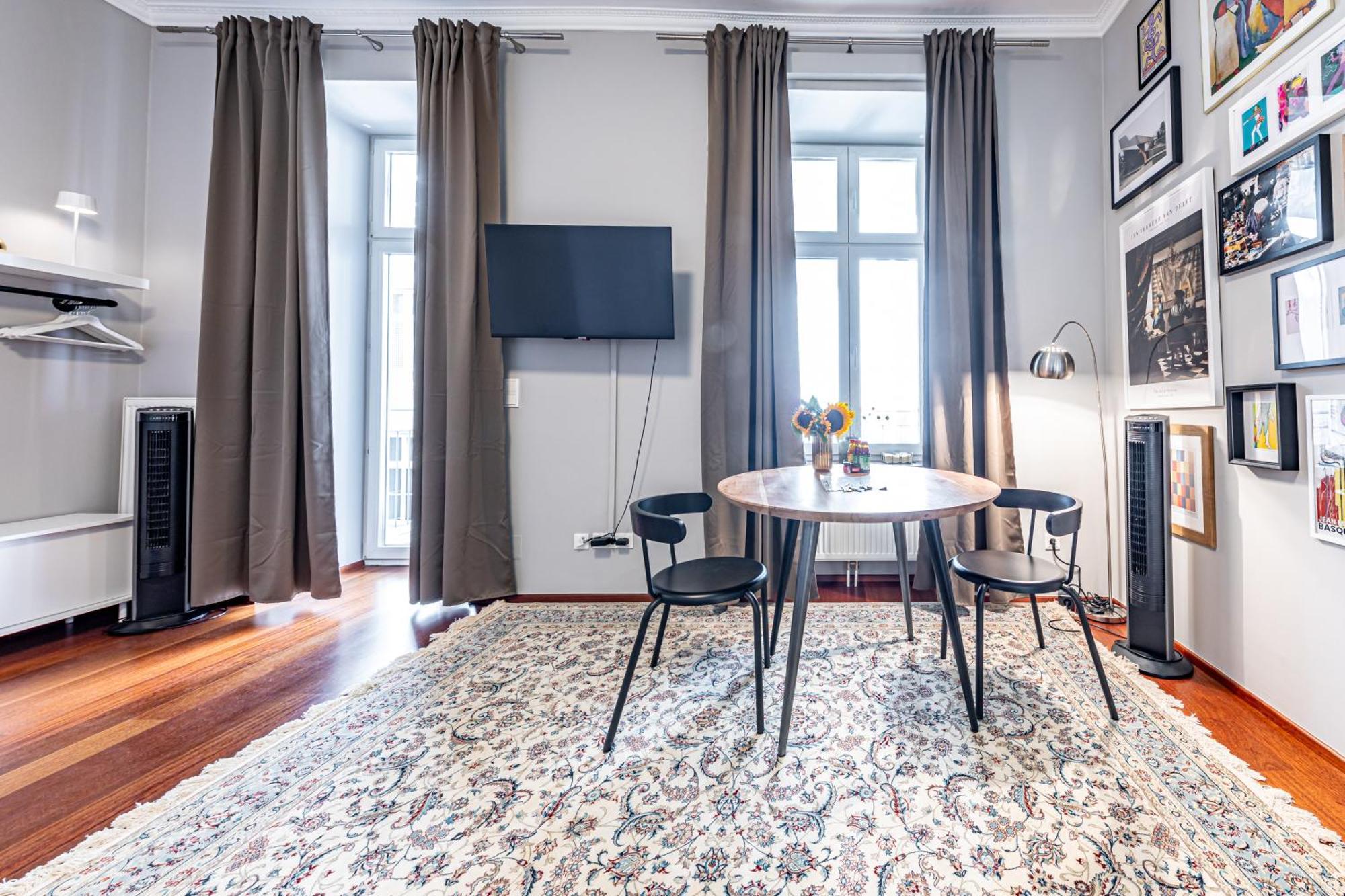 1010 Apartament Viena