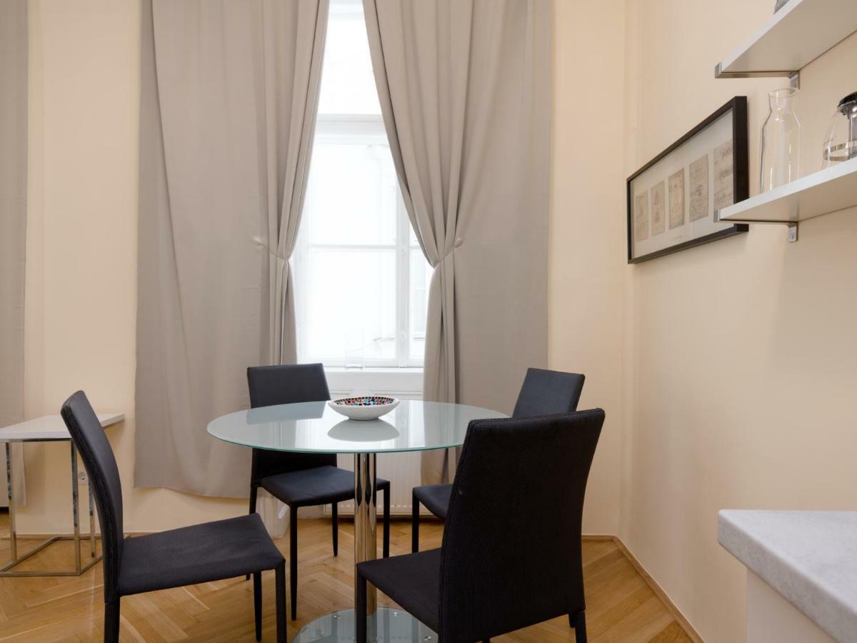 1010 Apartament Viena